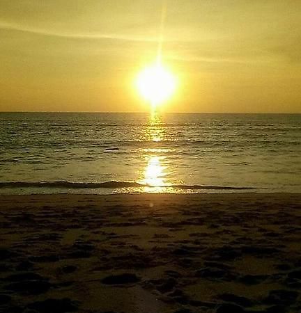 Chill Land House Hotel หาดบางเทา ภายนอก รูปภาพ