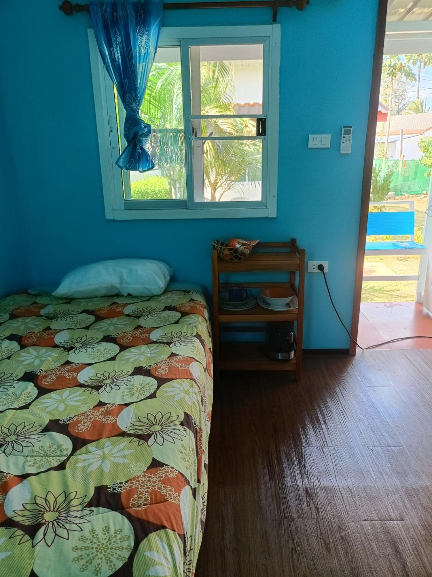 Chill Land House Hotel หาดบางเทา ภายนอก รูปภาพ