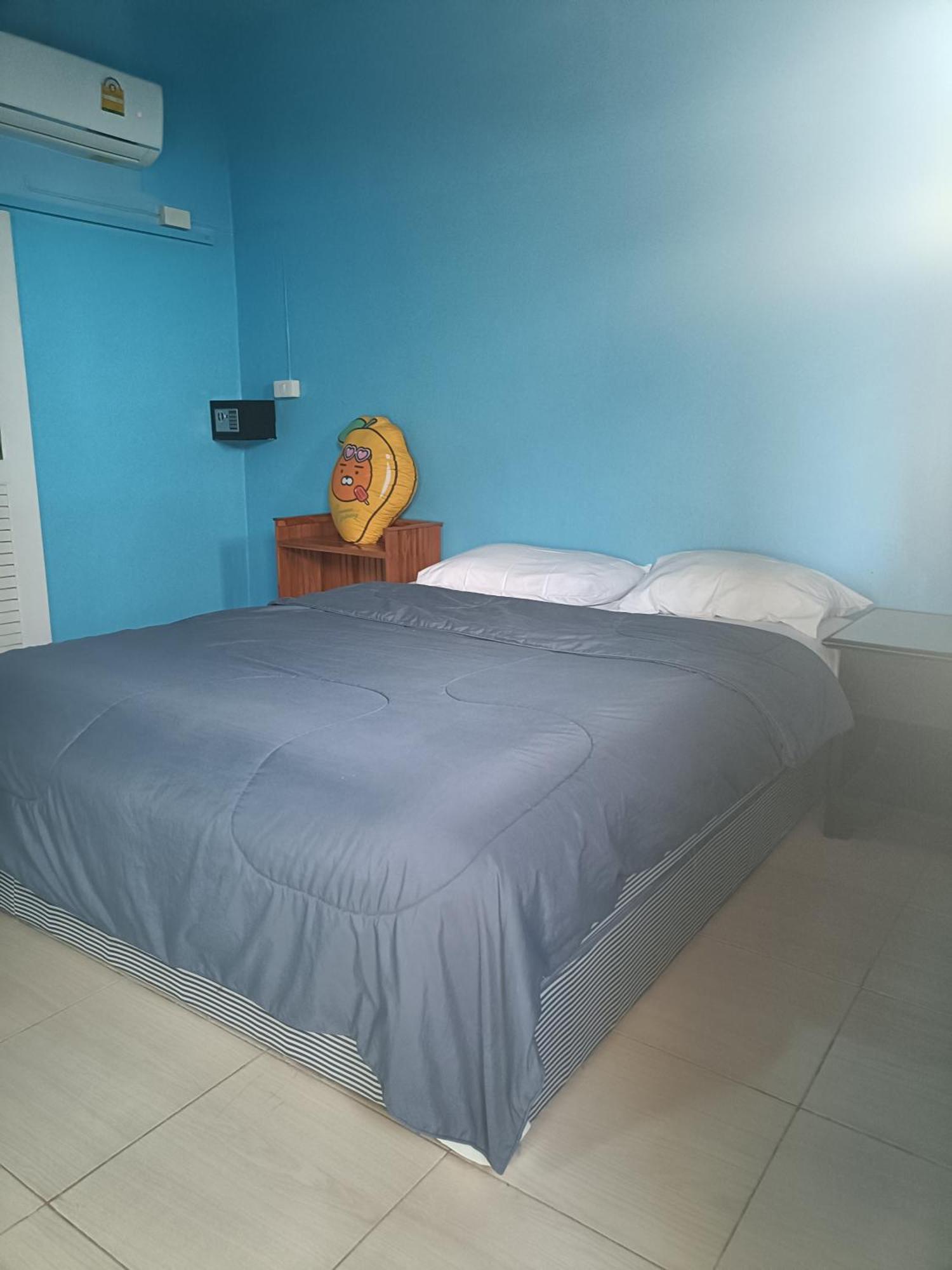 Chill Land House Hotel หาดบางเทา ภายนอก รูปภาพ