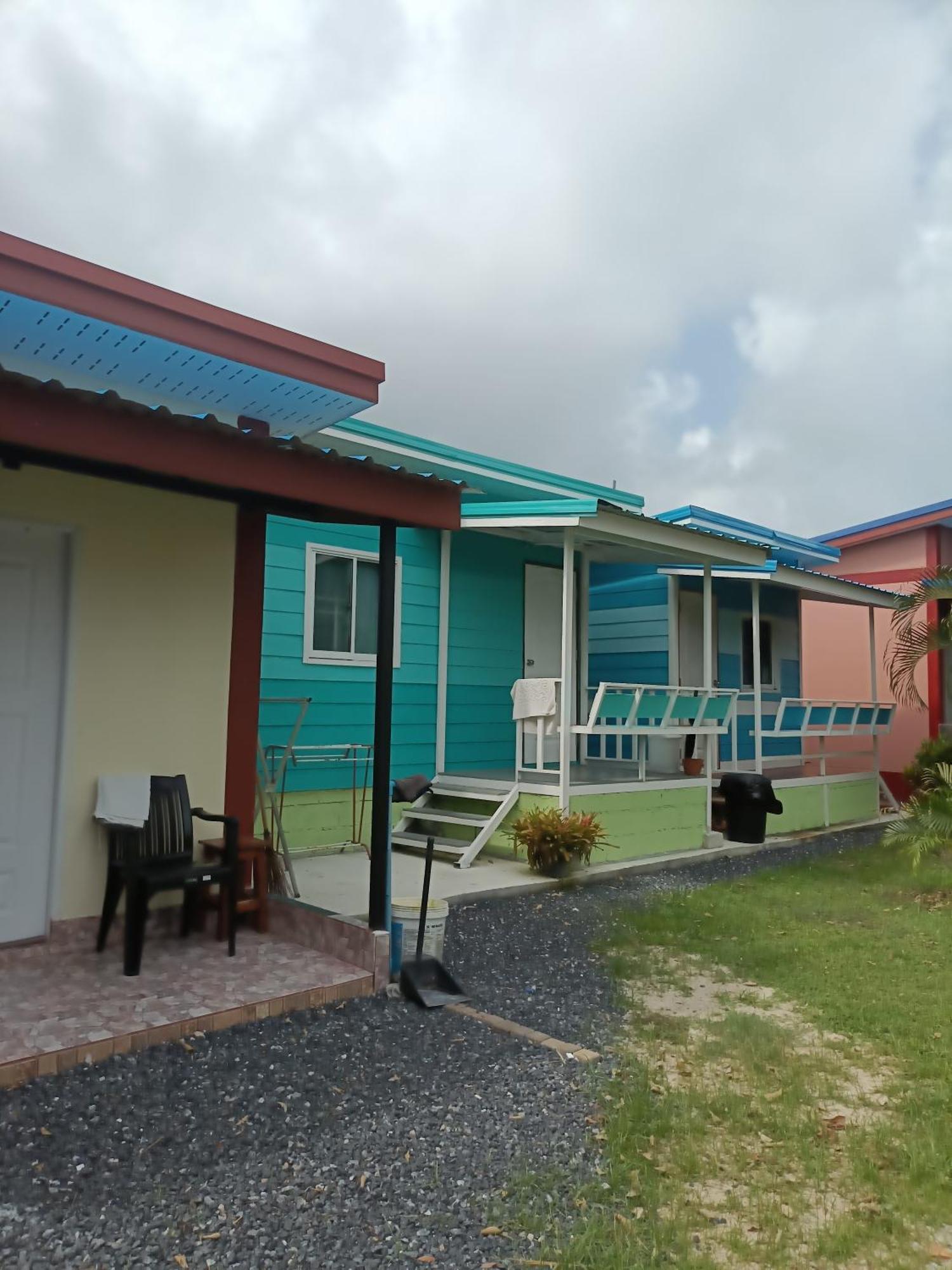 Chill Land House Hotel หาดบางเทา ภายนอก รูปภาพ