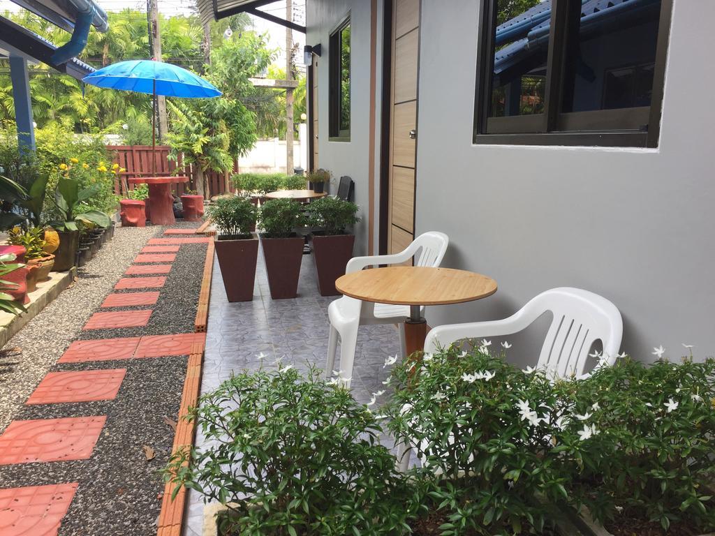 Chill Land House Hotel หาดบางเทา ภายนอก รูปภาพ