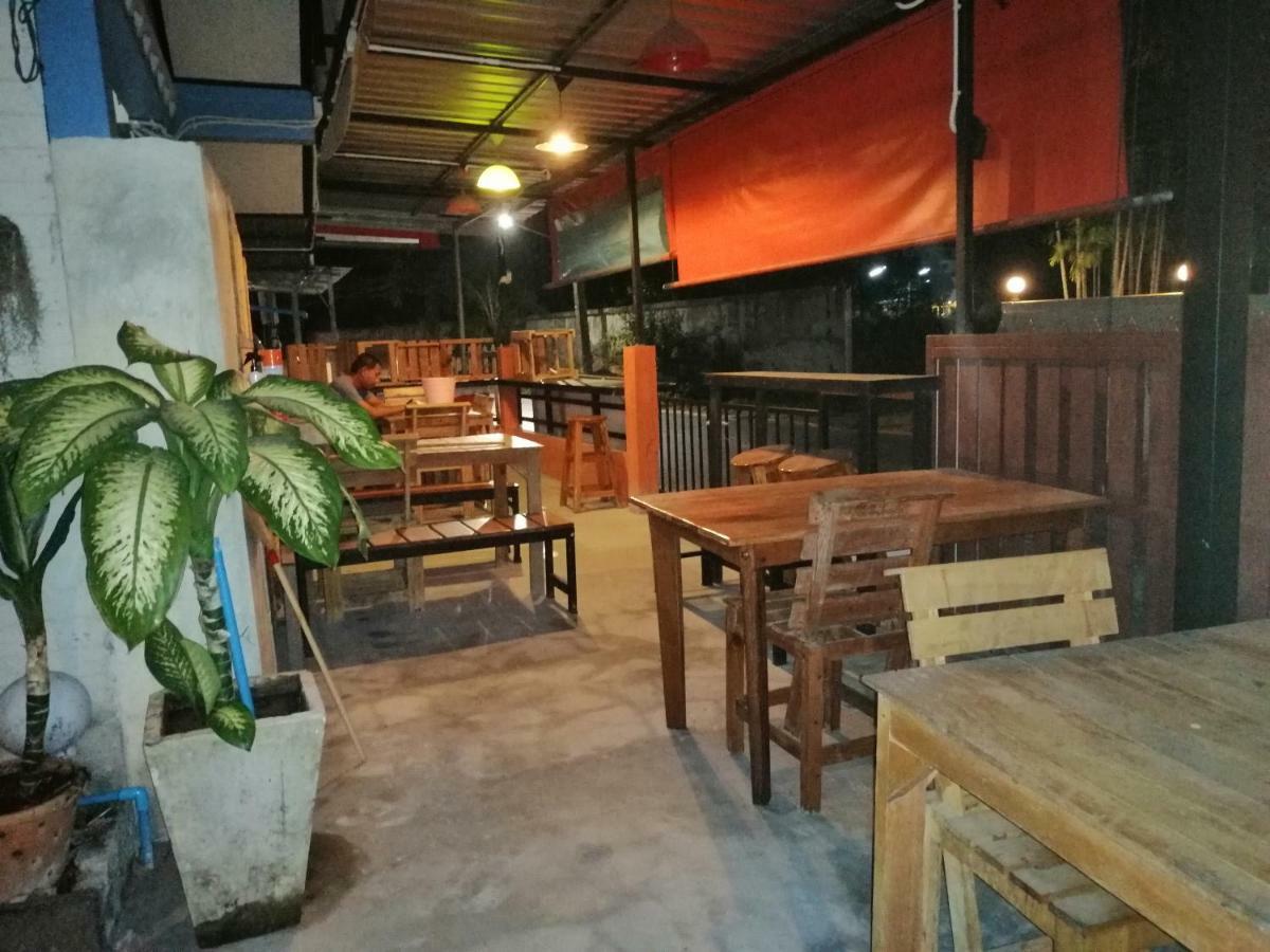 Chill Land House Hotel หาดบางเทา ภายนอก รูปภาพ